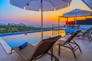 Villa Defne Üzümlü