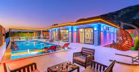 Villa Love