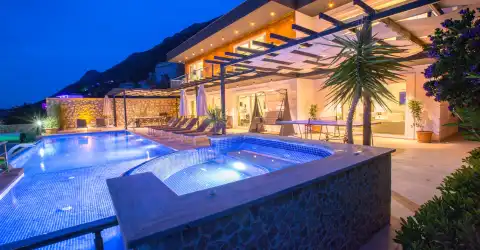 Villa Tiger Exclusive