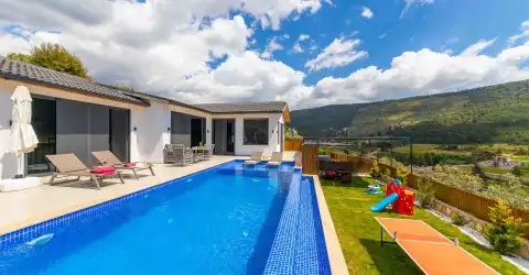 Villa Dolunay Hacıoğlan