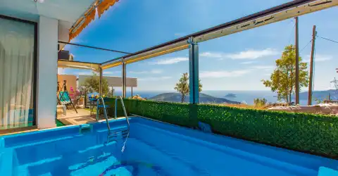 Villa Spring-2