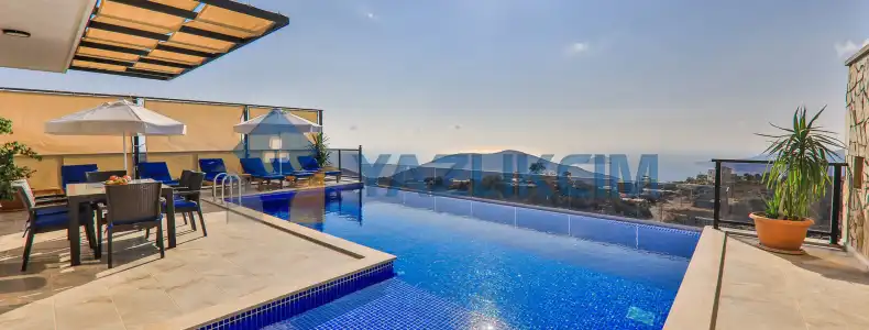Villa Blue Star